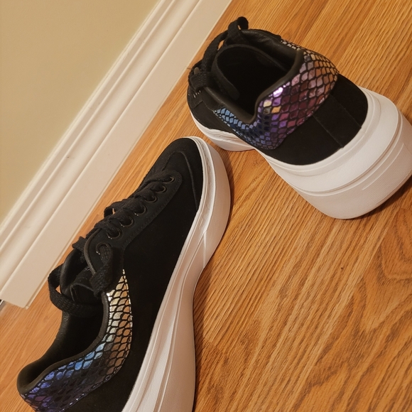 New Women's Skechers Cordova Classic Mirrored athletic shoes US 9 - Picture 11 of 12